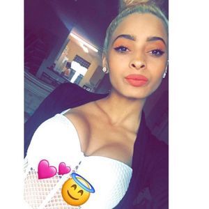Meet your Posher, Jasmin